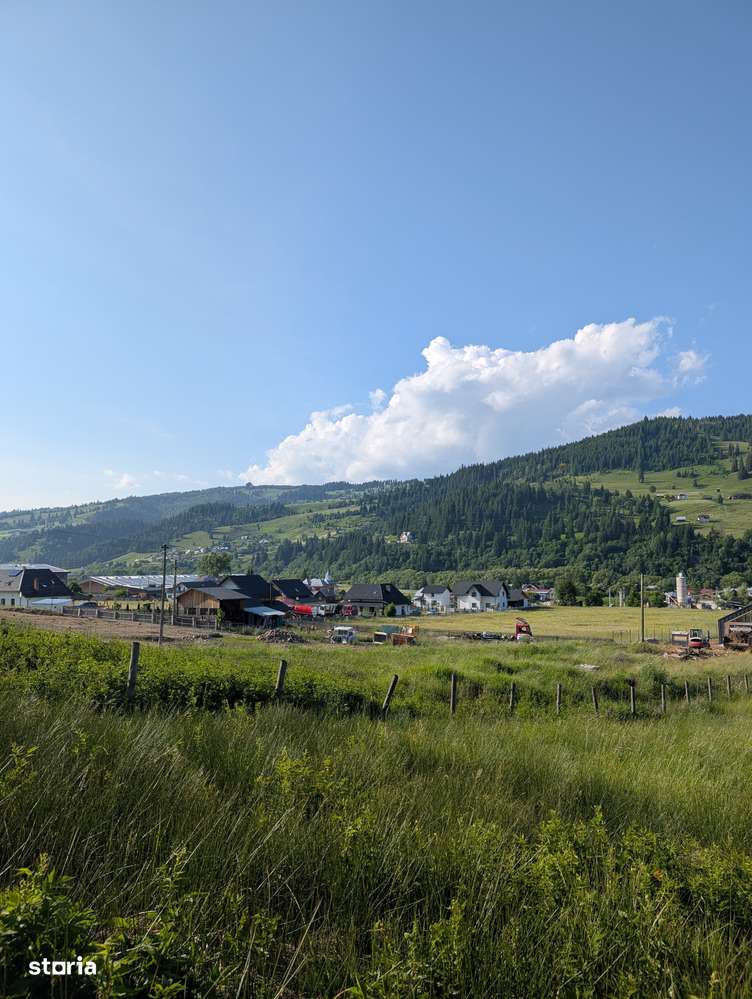 Teren intravilan ideal de casă/cabană zonă liniștită Vatra Dornei - Imagine principală: 5/6