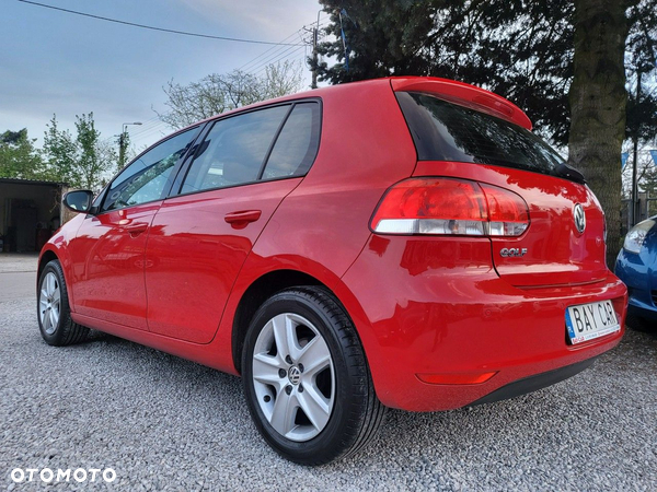 Volkswagen Golf - 10