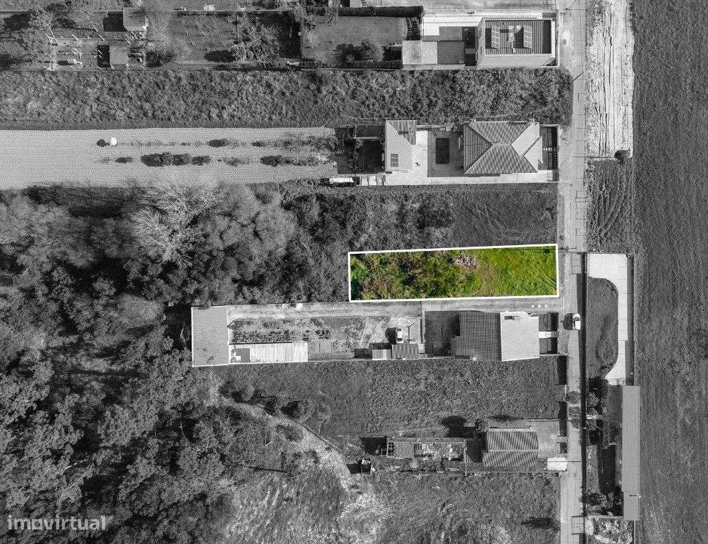 Lote para construção próximo à ria - Grande imagem: 2/2