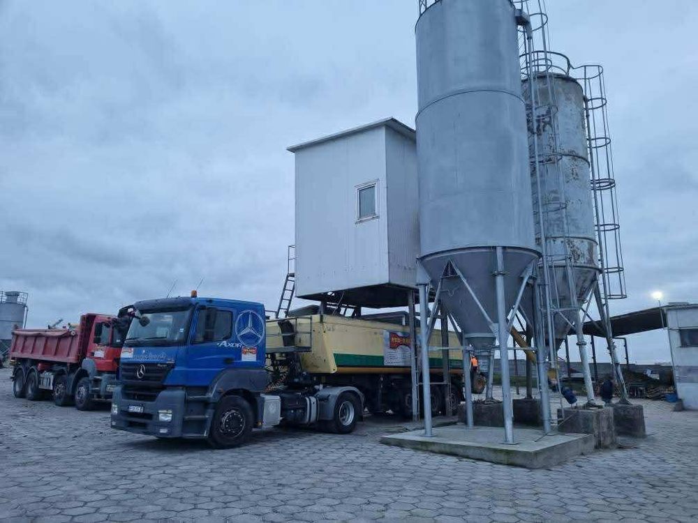Węzeł betoniarski zremb  węzeł betoniarski zremb, zbiorniki kruszyw, taśmociąg, silos 2008