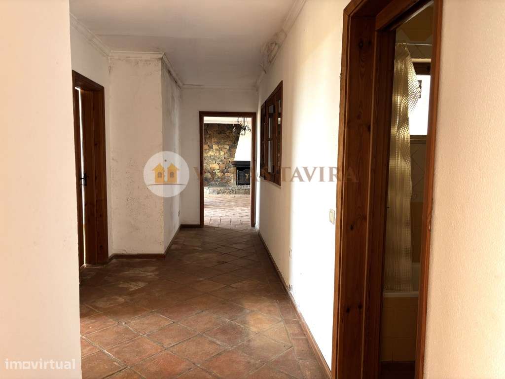 Moradia de estilo tradicional- Charme, vistas sob a Serra e Mar-33