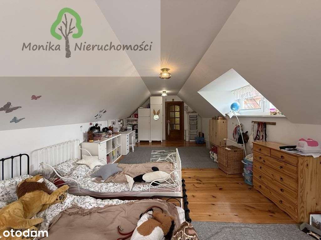 Dom jednorodzinny z lokalem usługowym - blisko par-19