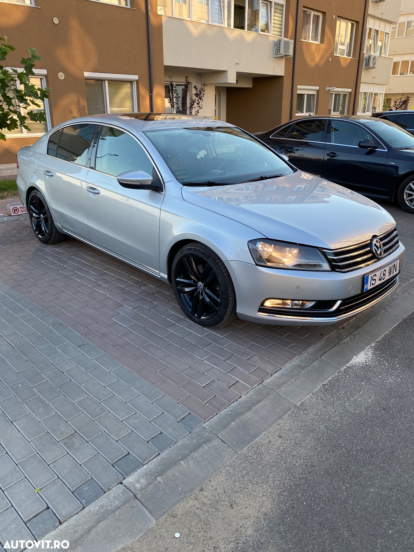 Volkswagen Passat 2.0 TDI DPF DSG 4Motion Highline - 2