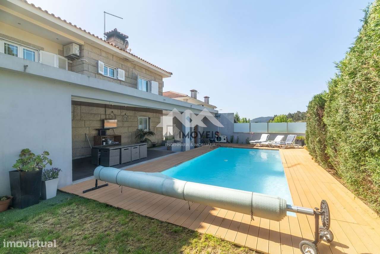 Moradia T4 | Piscina | Jardim | 4 frentes | Praia Fluvial-20