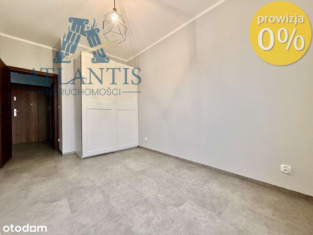 Dwa pokoje na Szwderowie, Komórka i miejsce-4