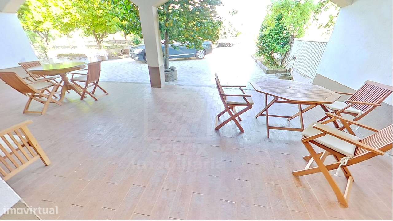 Moradia T6 com Terreno 1000 m² + Terreno Rústico – Medelim-35