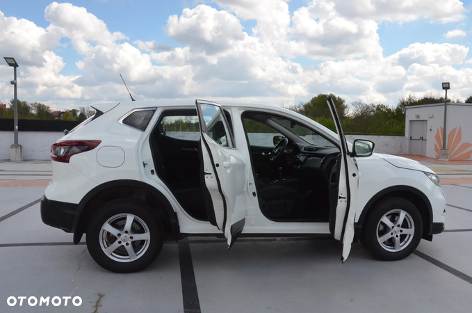 Nissan Qashqai 1.7 dCi 4x4 N-Tec - 31