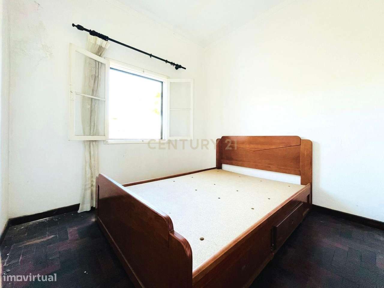 Moradia T3 Térrea em Santo António – Próximo ao Madeira Shopping-18