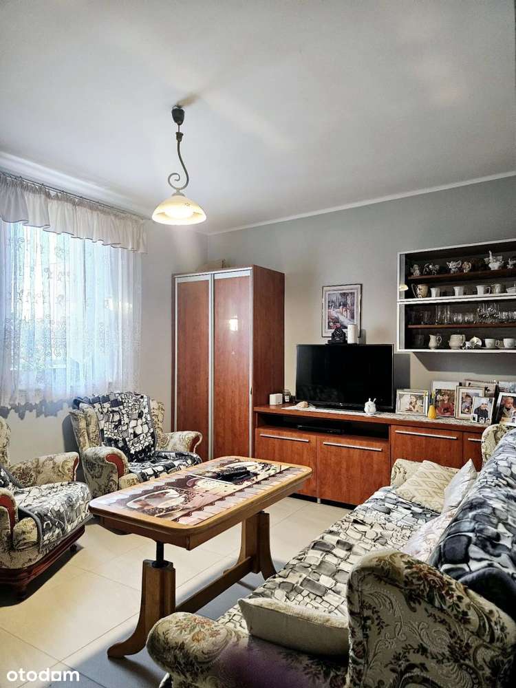 Przytulny dom w Aleksandrowie z fotowoltaiką.-16