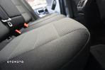 Volkswagen Golf 1.6 TDI DPF BlueMotion Technology Comfortline - 27