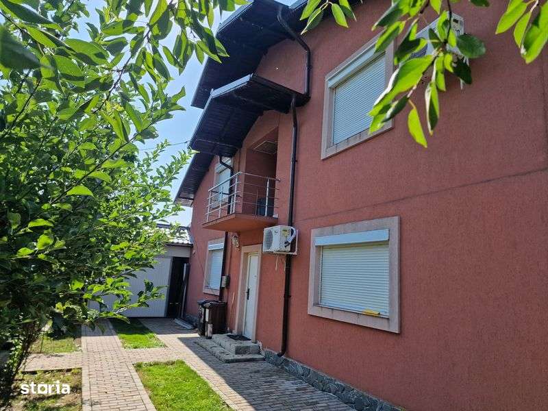 Casa de vanzare cu teren - Imagine principală: 4/8