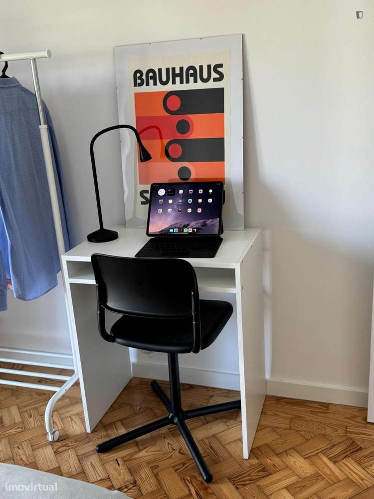 Quarto - localizado em Norton de Matos Coimbra - Grande imagem: 5/10