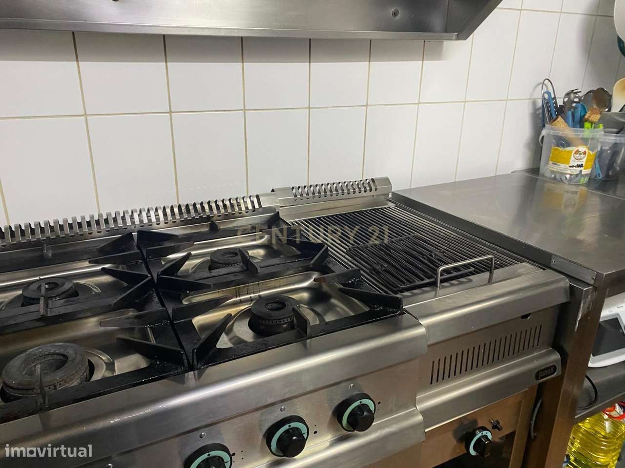 Restaurante em São Domingos de Benfica com faturação ativa e clientela-8