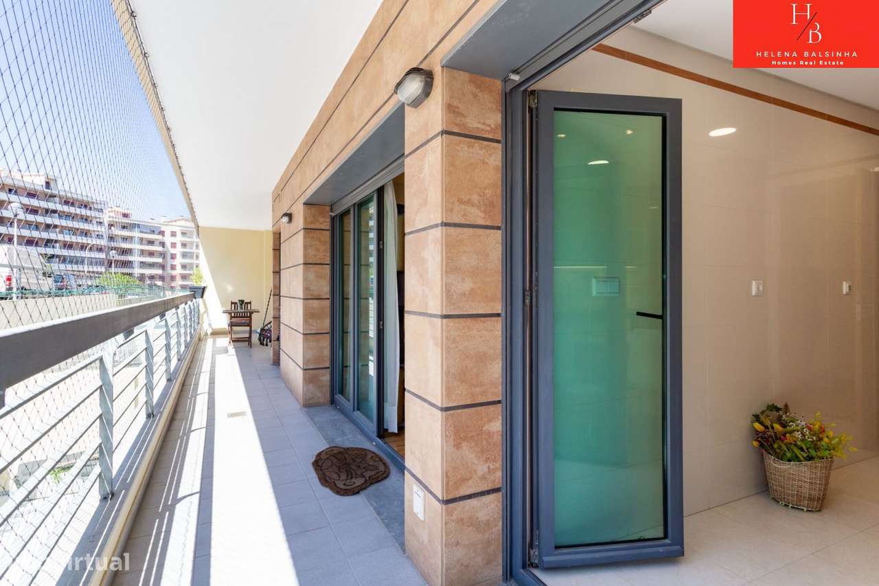 Excelente Apartamento T2 com 3 Parqueamentos nas Colinas do Cruzeiro-19