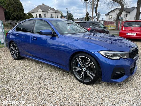 BMW Seria 3 330i xDrive M Sport sport - 13