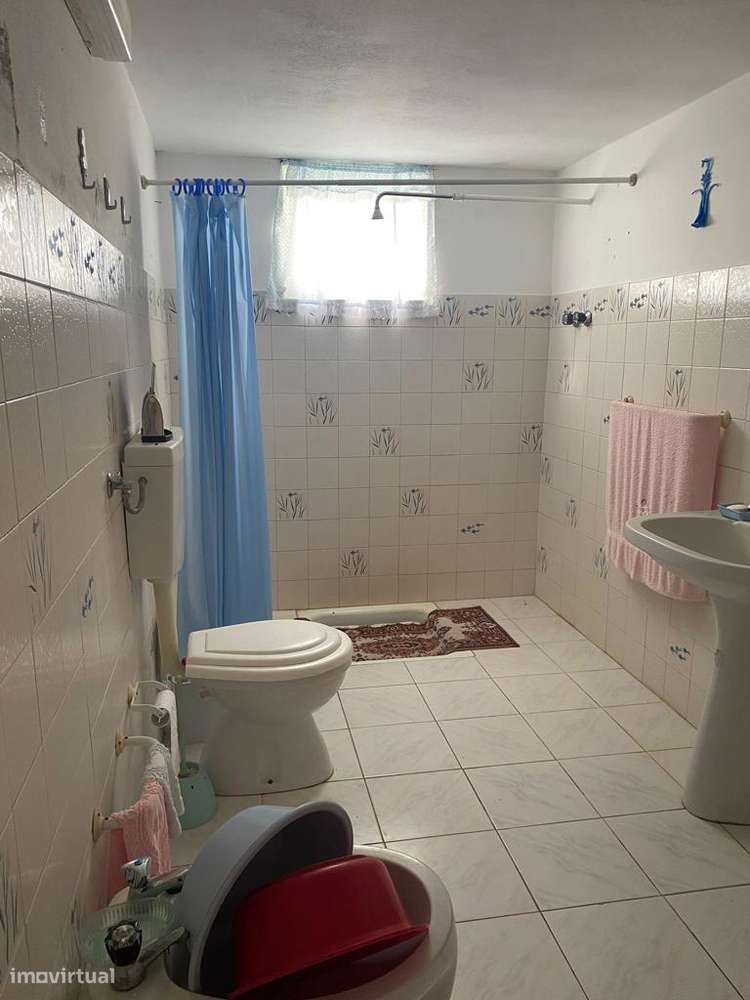 Quintinha com Moradia T2 em Foros Salvaterra-18