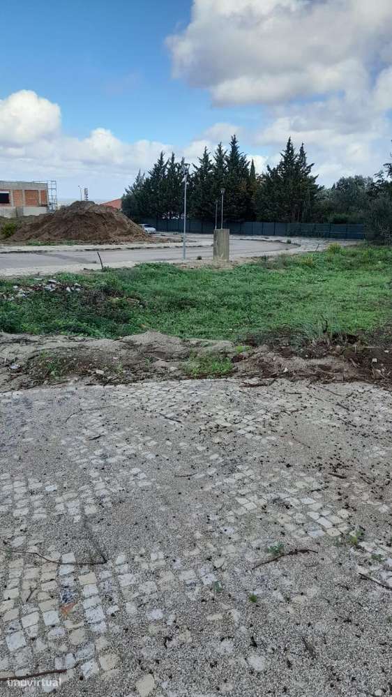 Palmela Terreno Urbanizado 485 M2 para Moradia 2 pisos e cave - Grande imagem: 3/4