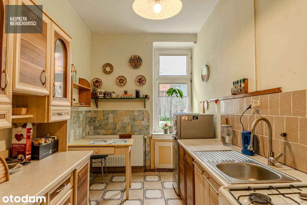 Piękna kamienica - trzy pokoje z balkonem - 5 min spacerem do Odry-9