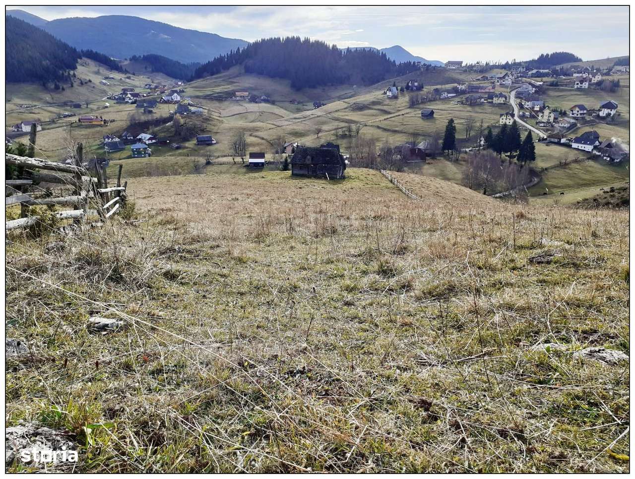 Teren Cu Priveliste Deosebita De Vanzare In Fundata - Imagine principală: 4/4