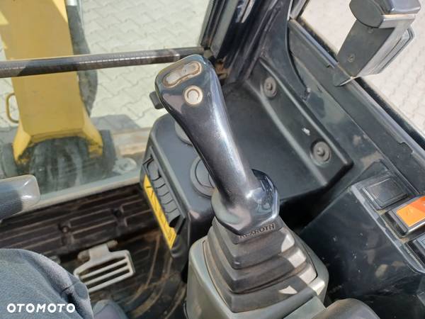 Yanmar VIO 25-4 2.8 T 3 łyżki 2 linie hydr. szybkozłącze hydr. - 12