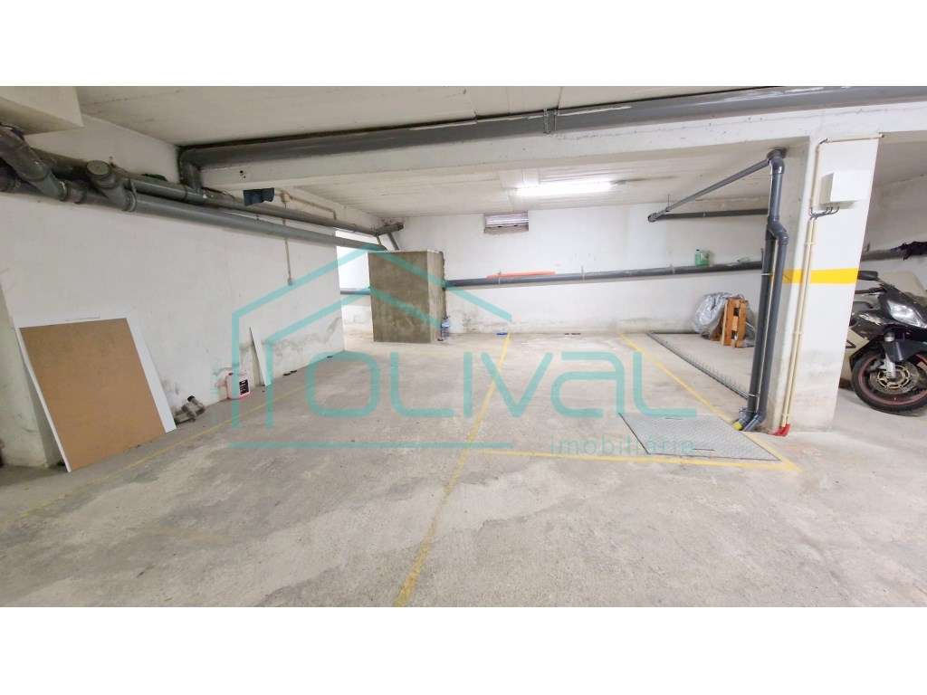 T3 com parqueamento Samora Correia-32