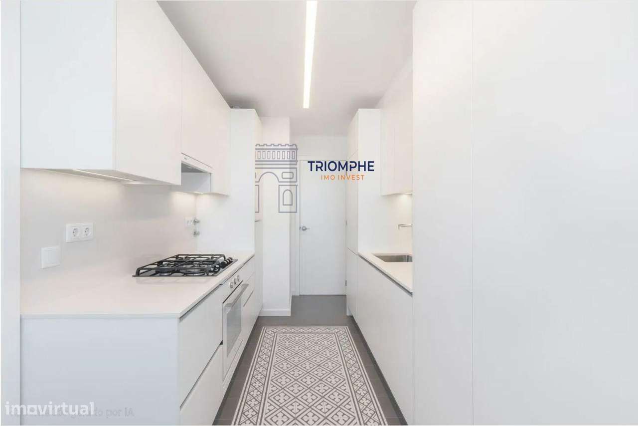 Apartamento T3 totalmente renovado com varanda, Benfica - Grande imagem: 3/26