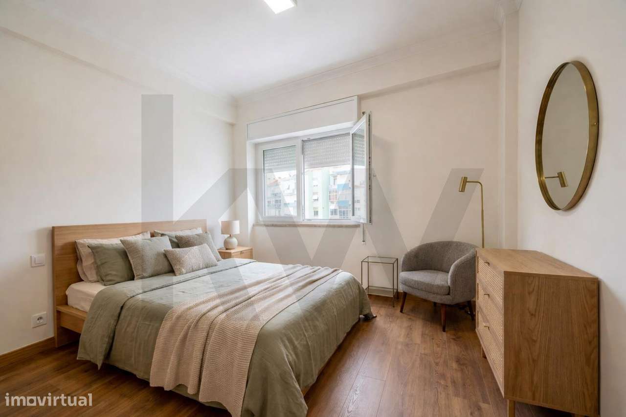 T2 Remodelado | Metro de Odivelas | Elevador | 2 WC | Luz Natural-3