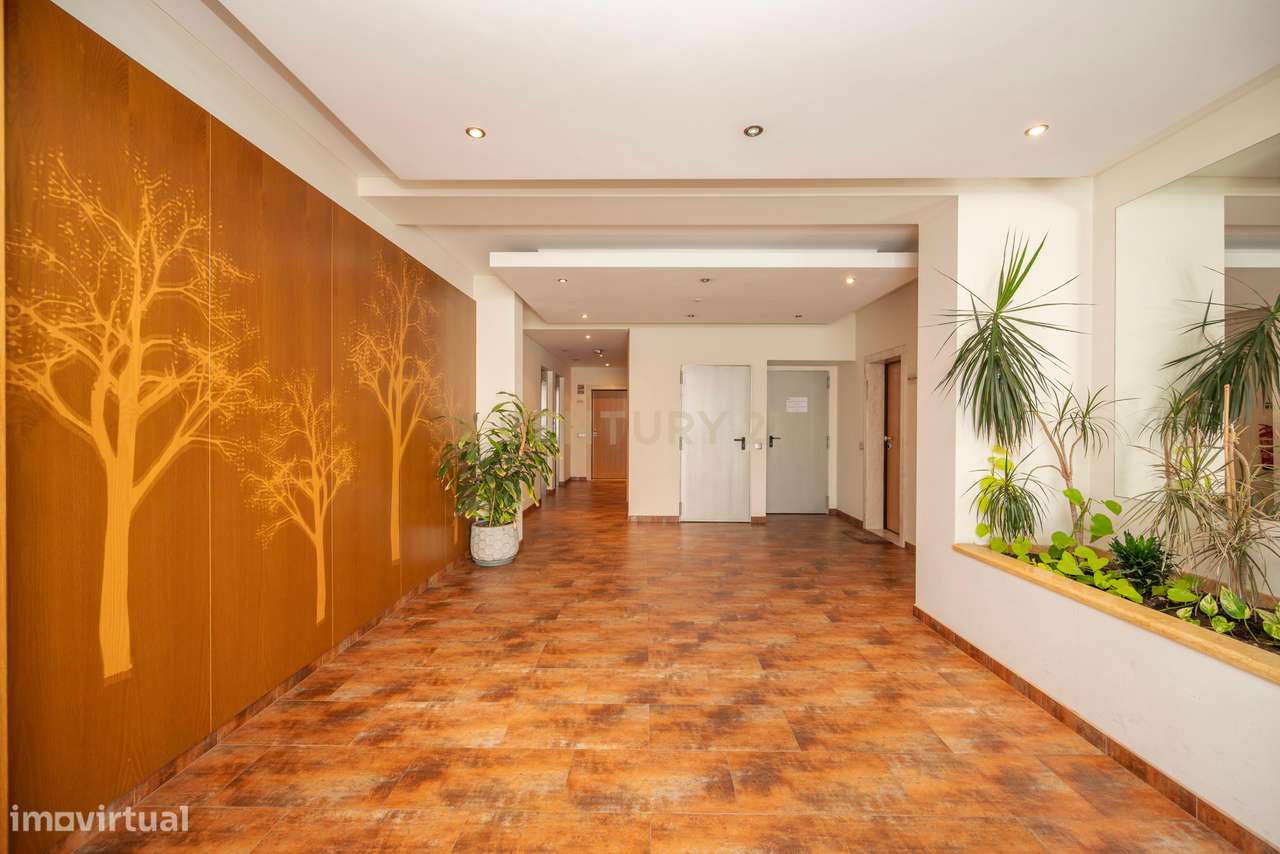 APARTAMENTO T4 DE SONHO NA AMORA | SEIXAL-31