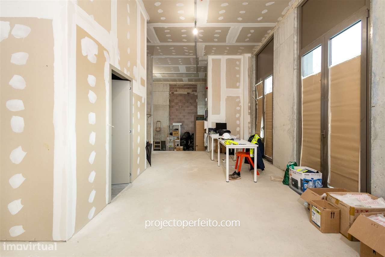 Loja  Venda em Águas Santas,Maia - Grande imagem: 3/9