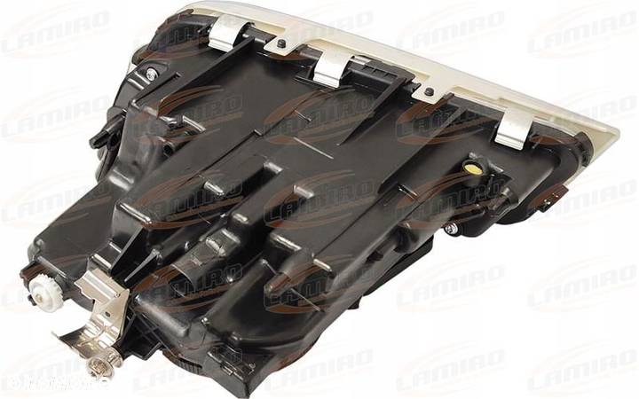 VOLVO FH13 HALOGEN PRZECIWMGIELNY PRAWY - 3