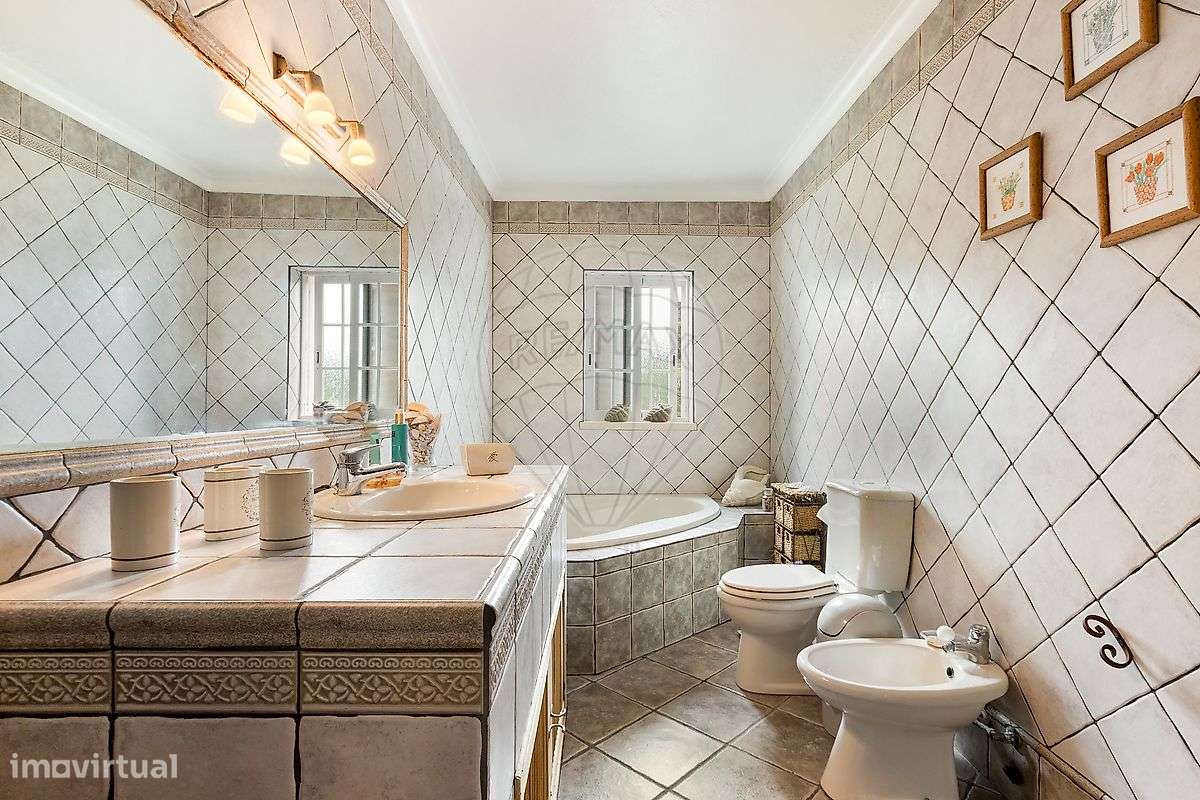 Moradia T8 para venda-16