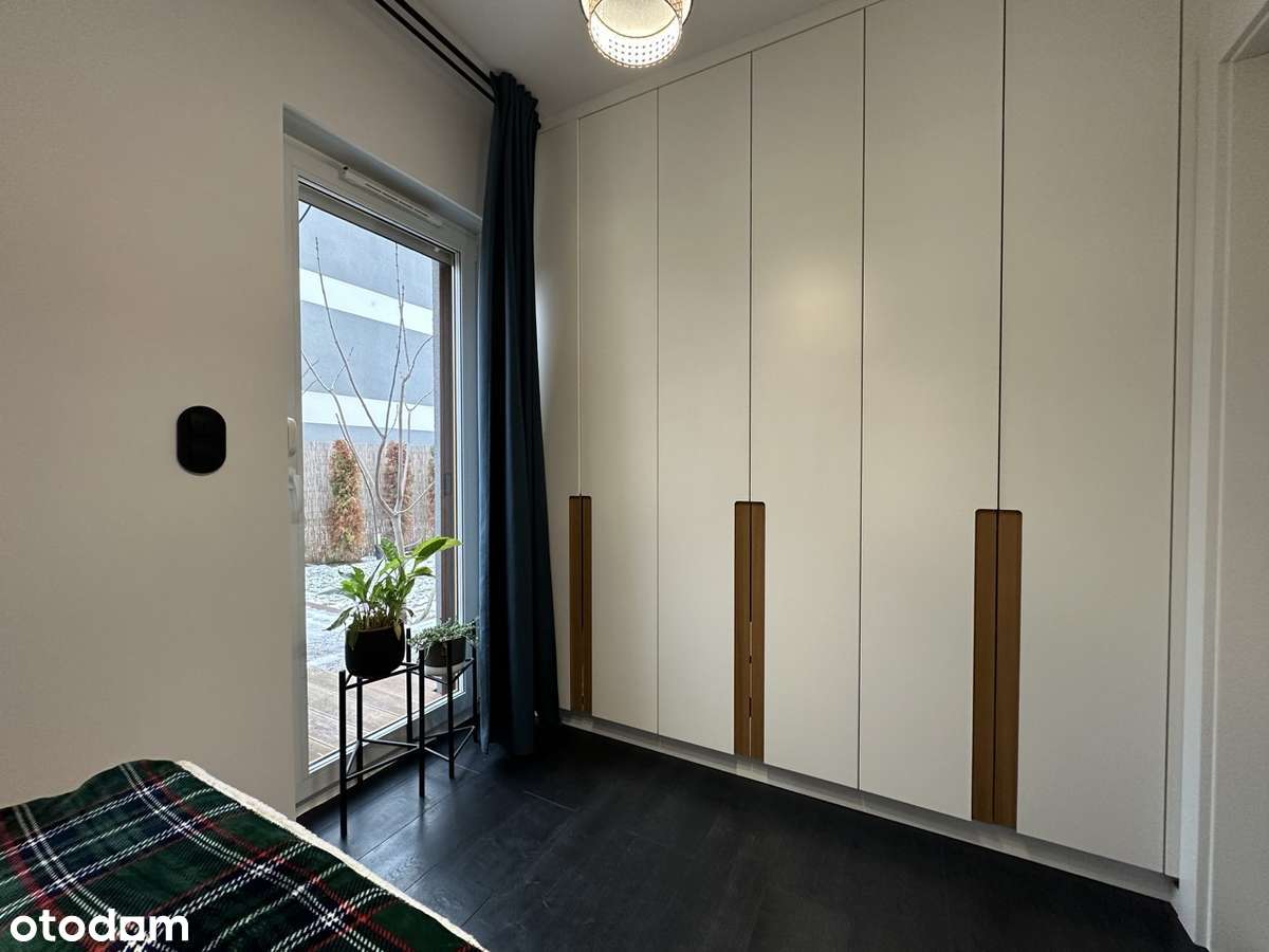 Bardzo zadbane mieszkanie z dużym ogrodem i jacuzzi-7