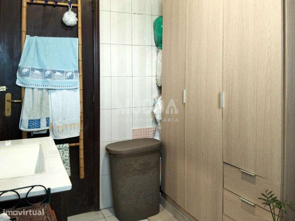 T2 Duplex no coração de Caldas da Rainha  Luz, espaço e autenticidade-7