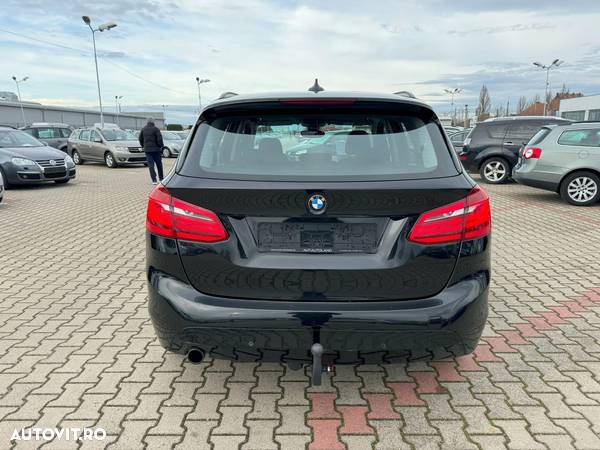 BMW Seria 2 218i Active Tourer - 11