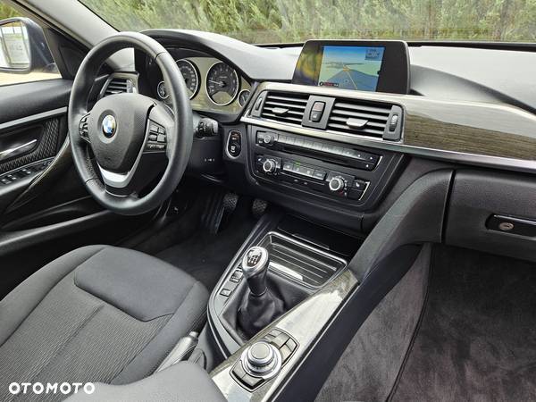 BMW Seria 3 316i Touring Sport Line - 20