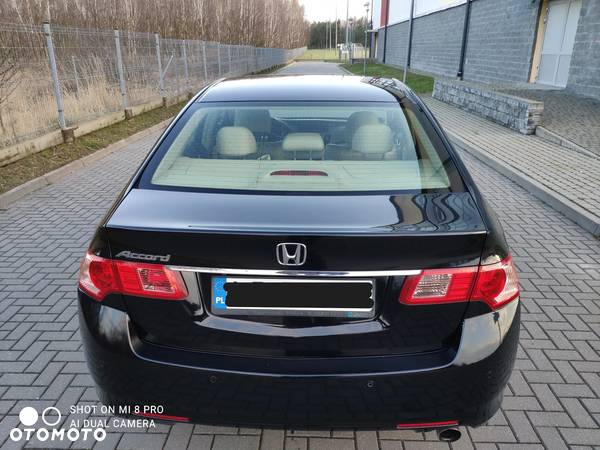 Honda Accord 2.0 Executive Navi - 18