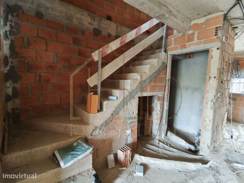 EXCELENTE! Moradia T3 com Logradouro. Pinhal do General. Quinta do ...-3