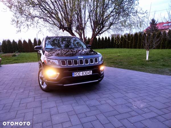 Jeep Compass - 39