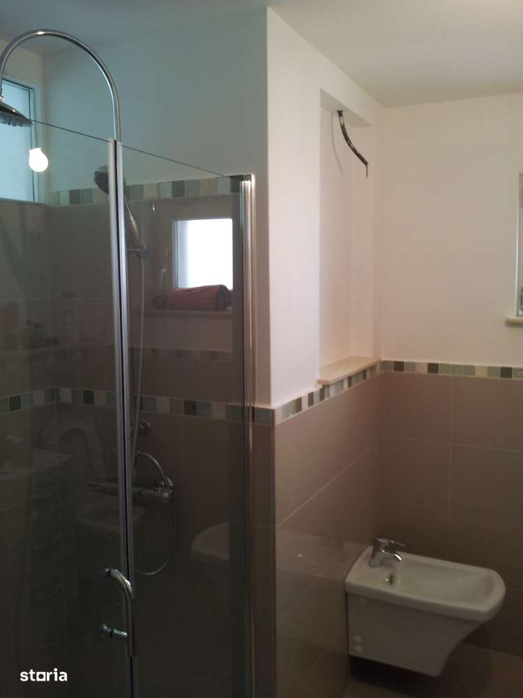 Apartament 3 camere decomandat-5