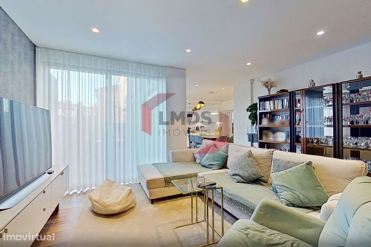 Moradia T3 - Renovada e Ampliada em 2018 – Serralves-1