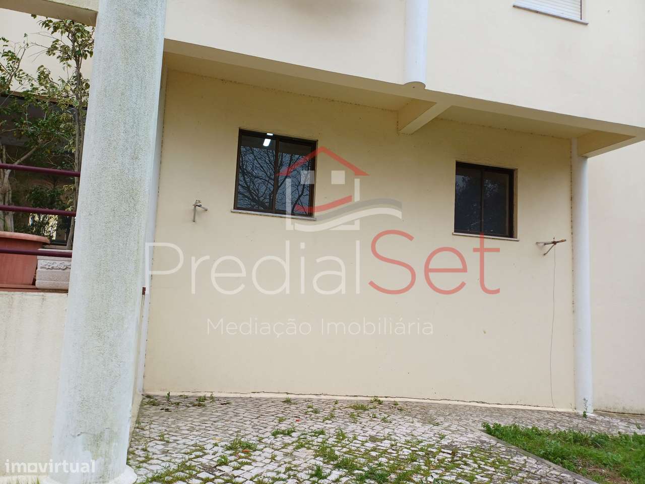 Apartamento T3 Renovado com terraço- Setúbal - Grande imagem: 5/7