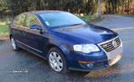 VW Passat B6 1.9 TDI (105Cv) de 2008 - Peças Usadas (8797) - 1