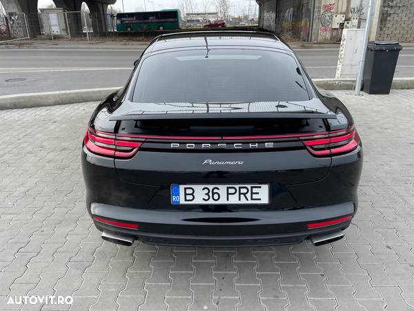 Porsche Panamera Standard - 13