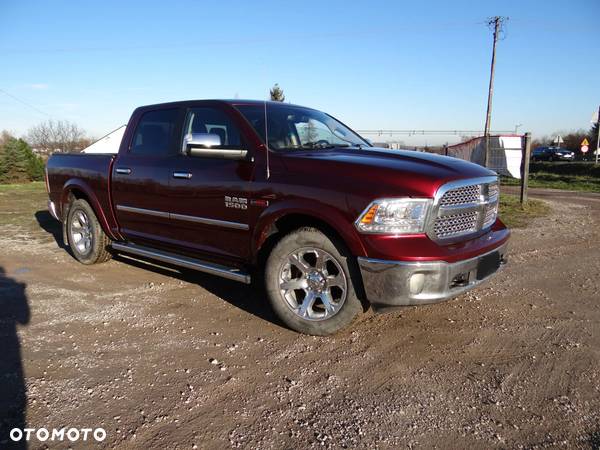 RAM 1500 Crew Cab Laramie - 3