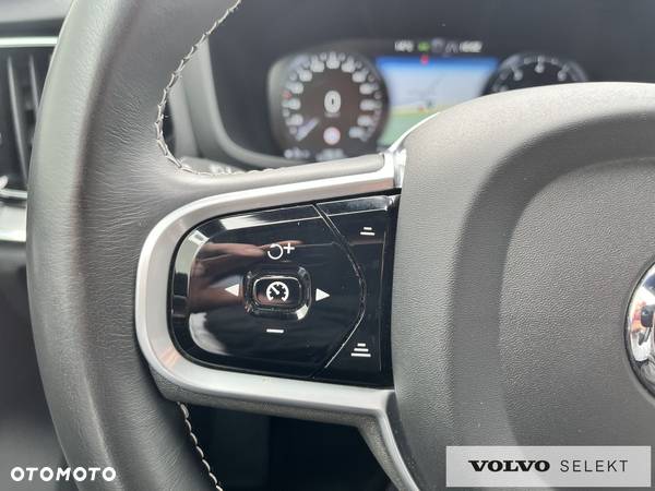 Volvo V60 B4 B R-Design - 18