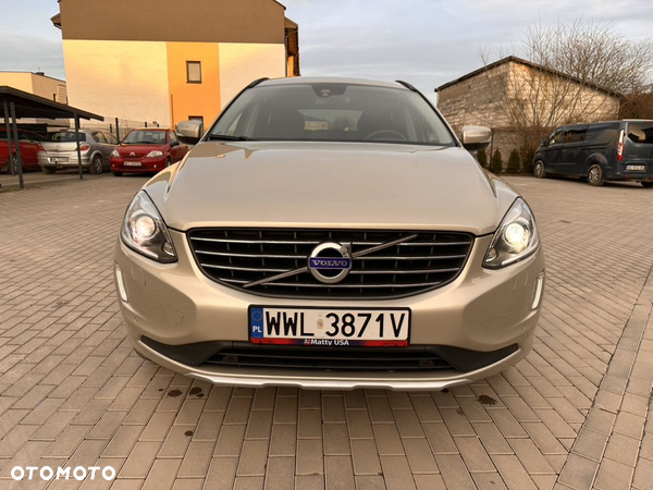 Volvo XC 60 T5 Drive-E Momentum - 4