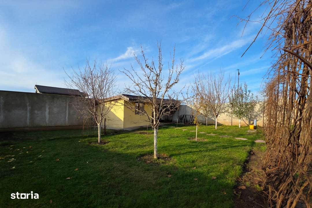 Vila spatioasa in Ciorogarla, teren 656 mp, mansarda 80 mp-13