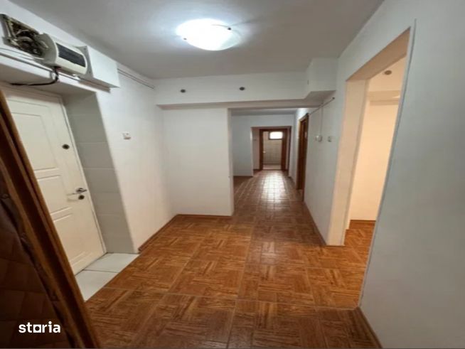 Apartament patru camere - parter - Școala nr. 9-2