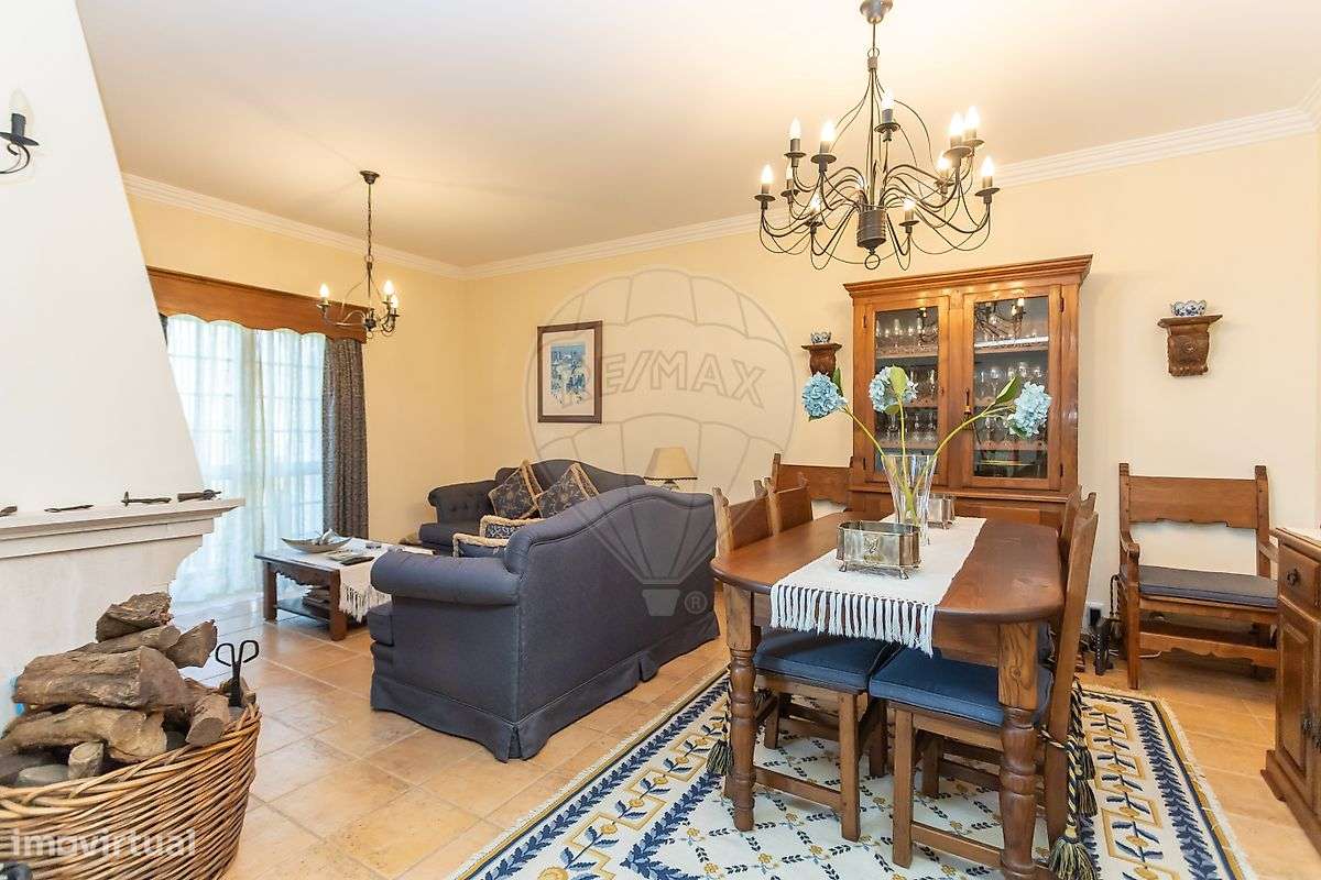 Moradia T4 para venda-4