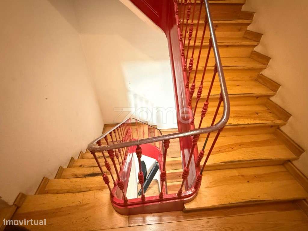 Apartamento T4 Intendente-10